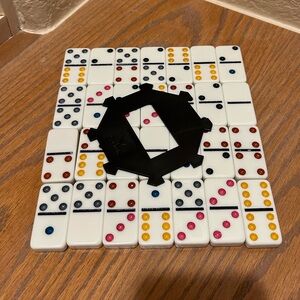 Classic Dominoes Game